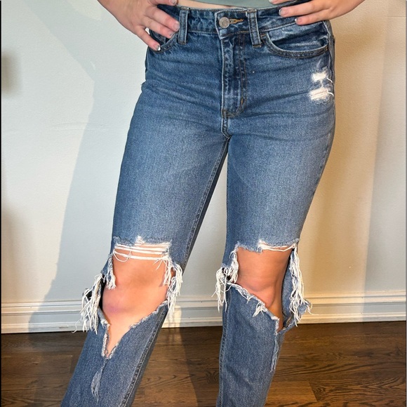 Buckle Mom Fit Distressed Jeans. - Picture 1 of 3